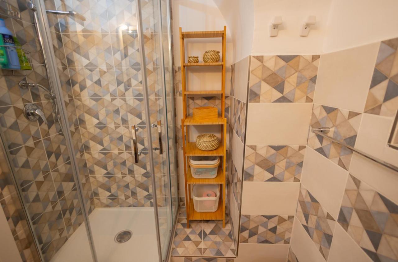 Lavika Home Catania Bagian luar foto