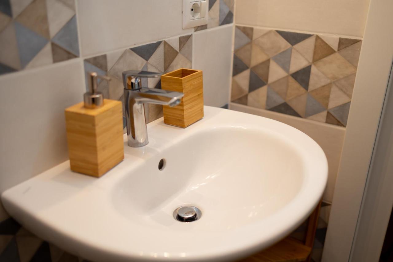 Lavika Home Catania Bagian luar foto