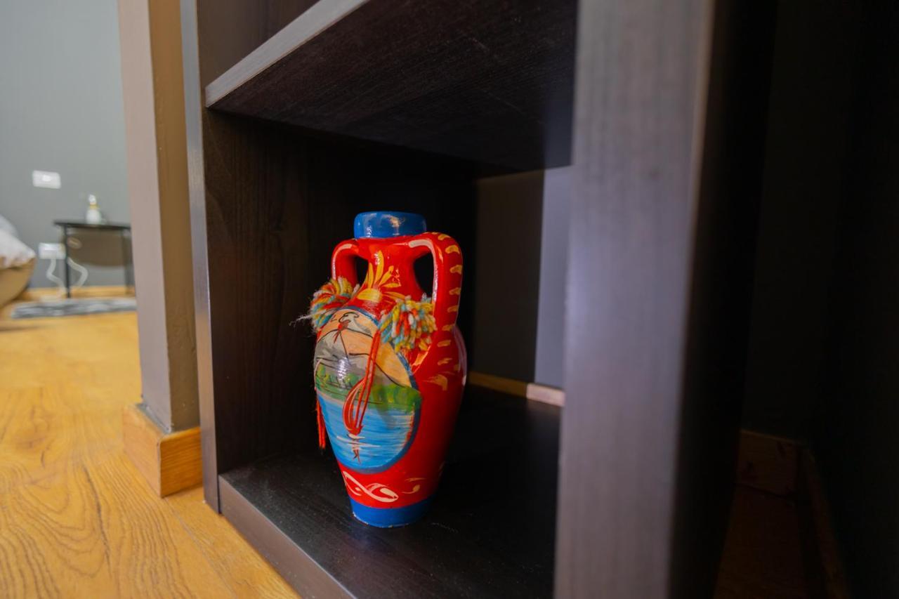 Lavika Home Catania Bagian luar foto